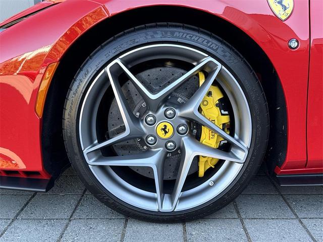 Photo of 2022 Rosso Corsa Ferrari F8 Spider