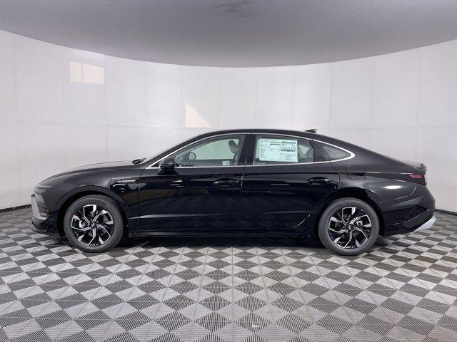 Photo of 2024 Onyx Black Hyundai SONATA