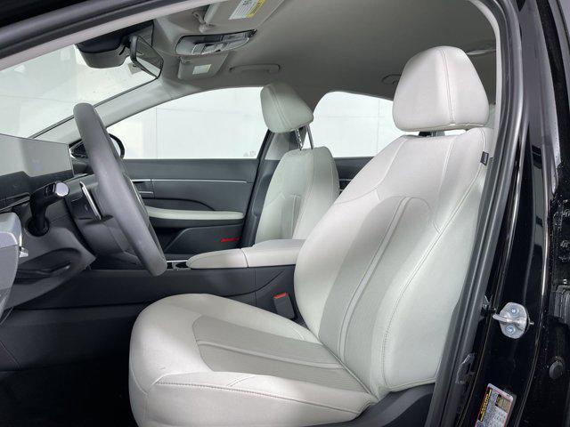 Photo of 2024 Onyx Black Hyundai SONATA
