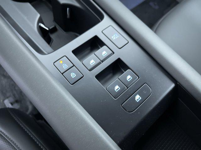 Photo of 2025 Onyx Black Hyundai IONIQ 6