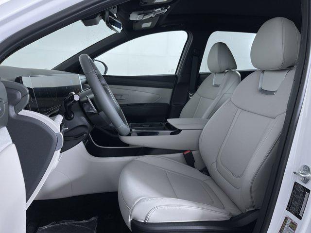 Photo of 2025 Serenity White Pearl Hyundai TUCSON
