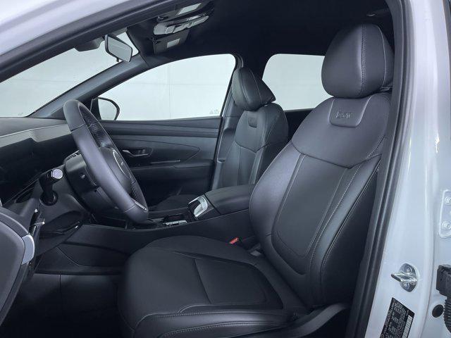 Photo of 2025 Serenity White Pearl Hyundai TUCSON
