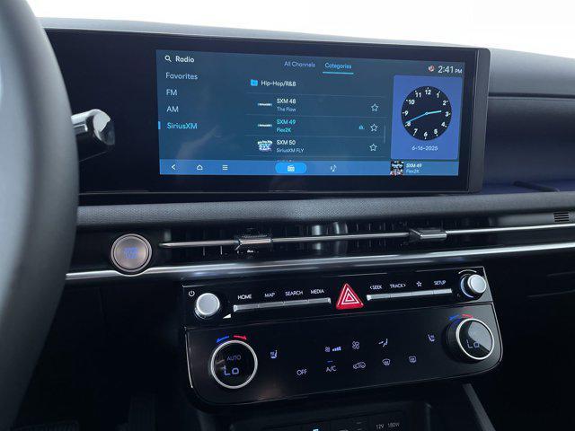Photo of 2025 Serenity White Pearl Hyundai TUCSON