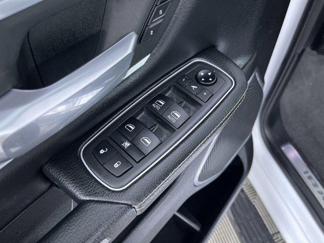 Photo of 2020 Bright White Clearcoat RAM 1500