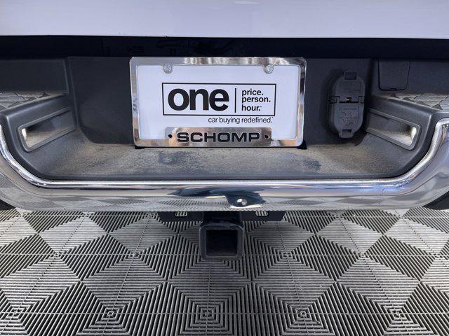 Photo of 2020 Bright White Clearcoat RAM 1500