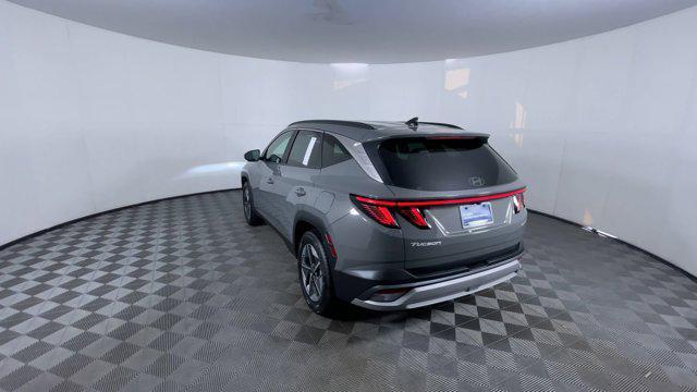 Photo of 2025 Hampton Gray Hyundai TUCSON
