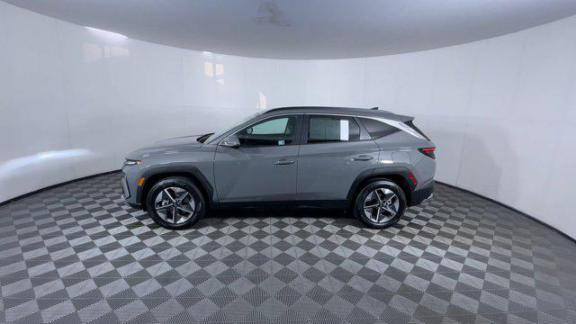 Photo of 2025 Hampton Gray Hyundai TUCSON