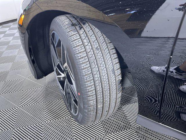 Photo of 2025 Onyx Black Hyundai IONIQ 6