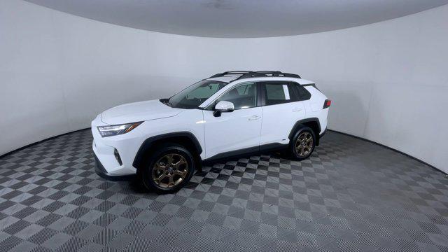 Photo of 2023 Ice Cap Toyota RAV4 Hybrid
