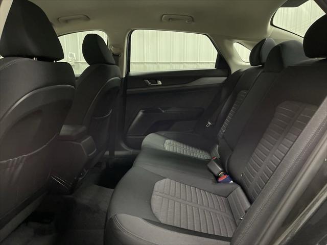 Photo of 2025 Interstellar Gray Kia K5
