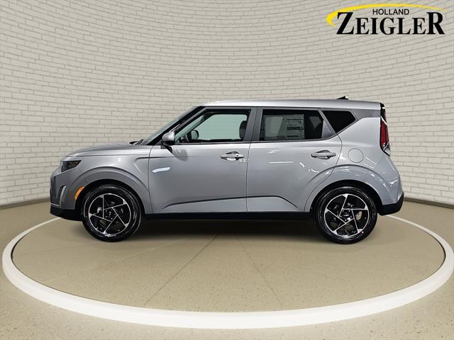 Photo of 2025 Steel Gray Kia Soul