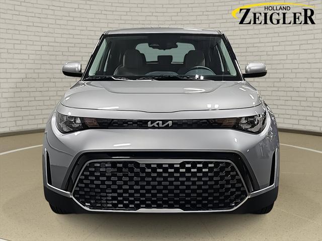 Photo of 2025 Steel Gray Kia Soul