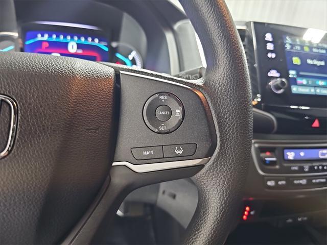 Photo of 2022 Obsidian Blue Pearl Honda Pilot