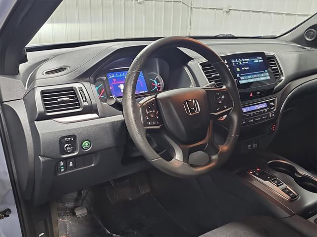 Photo of 2022 Obsidian Blue Pearl Honda Pilot