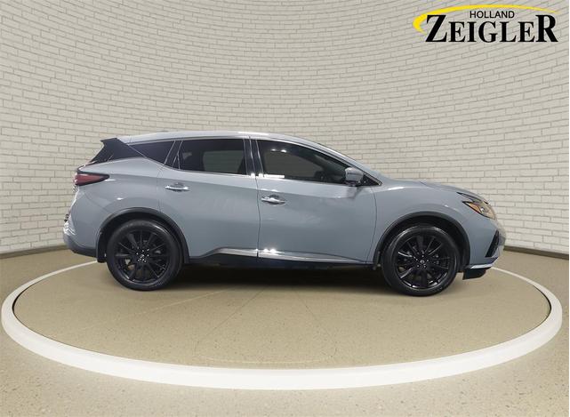 Photo of 2023 Boulder Gray Pearl Nissan Murano