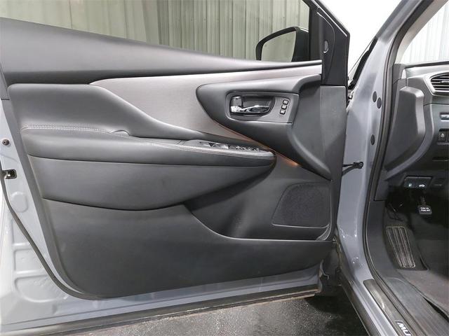 Photo of 2023 Boulder Gray Pearl Nissan Murano