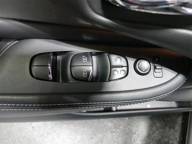 Photo of 2023 Boulder Gray Pearl Nissan Murano