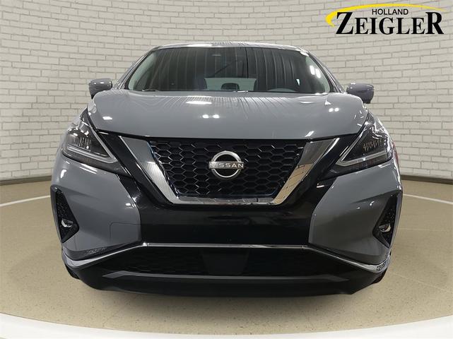 Photo of 2023 Boulder Gray Pearl Nissan Murano