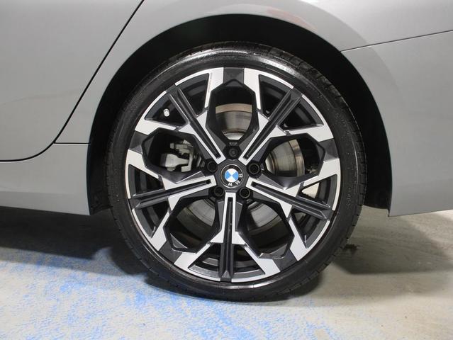 Photo of 2025 Skyscraper Grey Metallic BMW 330