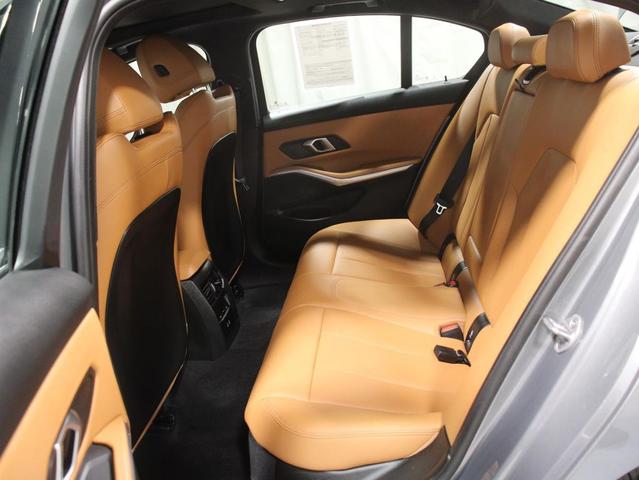 Photo of 2025 Skyscraper Grey Metallic BMW 330