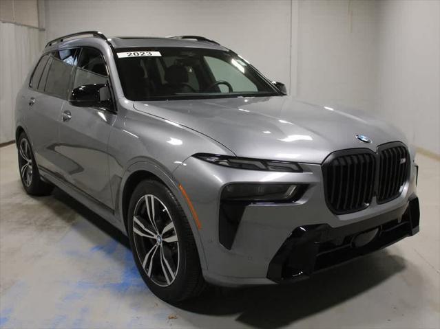 2023 BMW X7