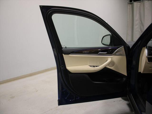 Photo of 2022 Phytonic Blue Metallic BMW X3