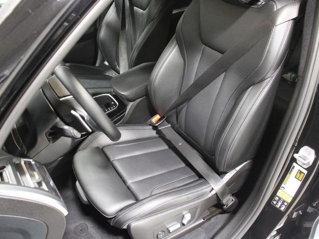 Photo of 2022 Jet Black BMW X3