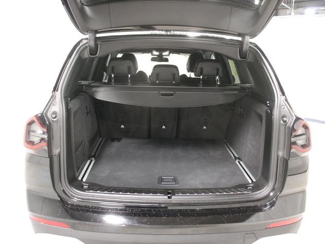 Photo of 2022 Jet Black BMW X3