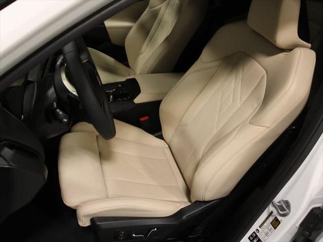 Photo of 2025 Alpine White BMW X3