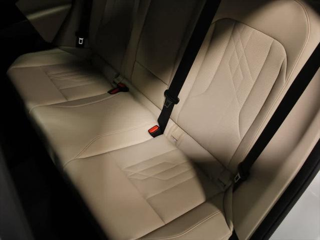 Photo of 2025 Alpine White BMW X3