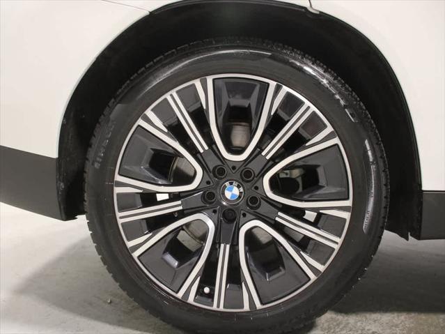 Photo of 2025 Alpine White BMW X3
