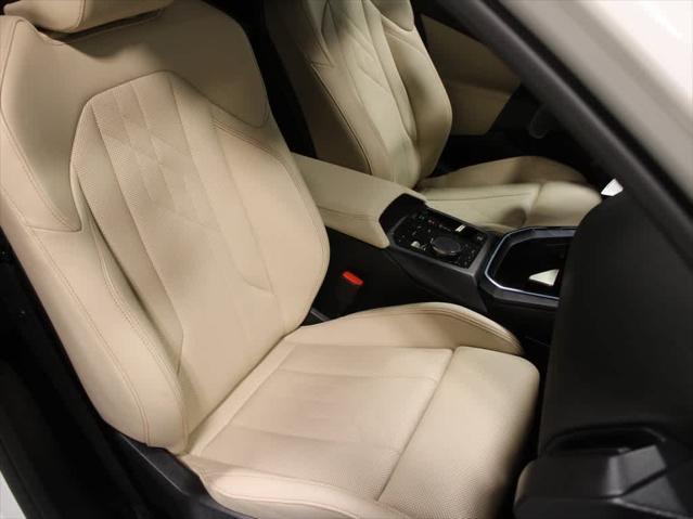 Photo of 2025 Alpine White BMW X3