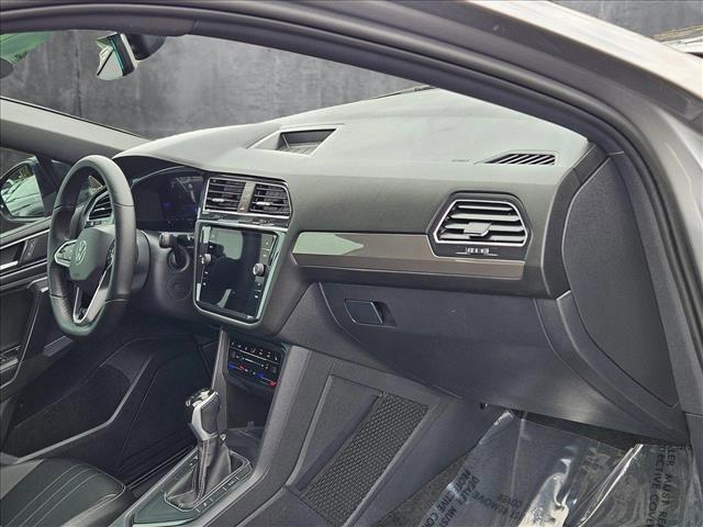 Photo of 2023 Pyrite Silver Metallic Volkswagen Tiguan