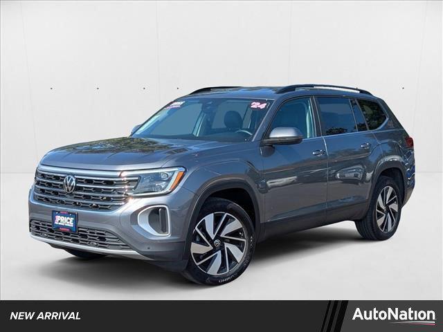 Photo of 2024 Platinum Gray Metallic Volkswagen Atlas
