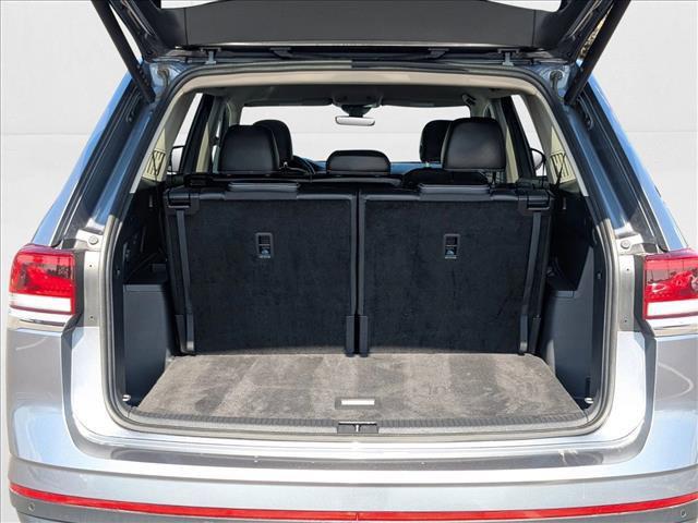 Photo of 2024 Platinum Gray Metallic Volkswagen Atlas