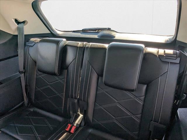 Photo of 2024 Platinum Gray Metallic Volkswagen Atlas