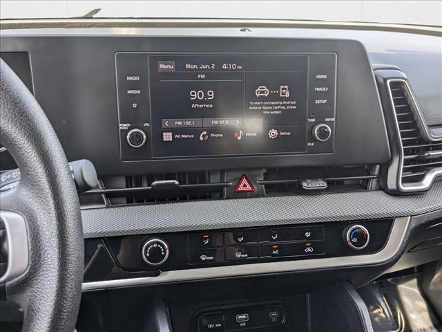 Photo of 2024 Steel Gray Kia Sportage