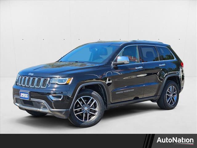 Photo of 2018 Diamond Black Crystal Pearlcoat Jeep Grand Cherokee