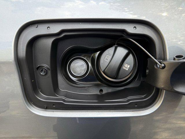 Photo of 2023 Gray Metallic BMW X3