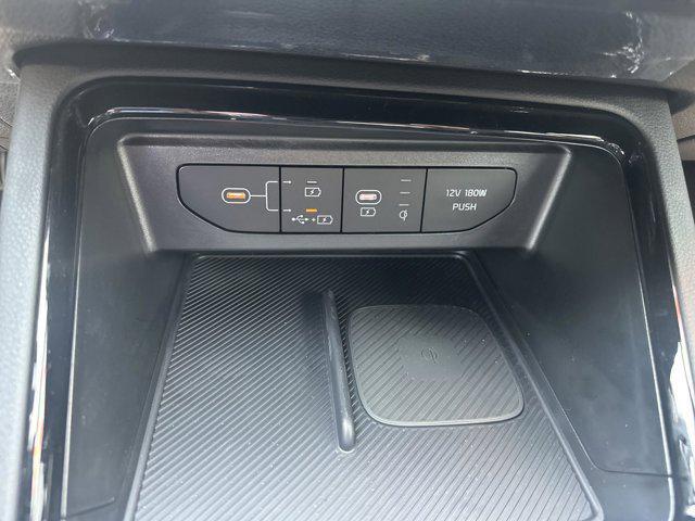 Photo of 2025 Wolf Gray Kia K5