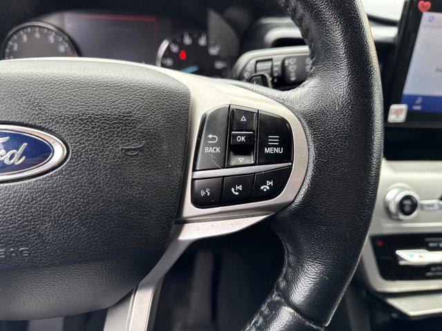Photo of 2021 Agate Black Metallic Ford Explorer