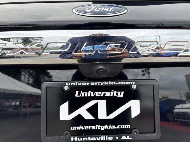 Photo of 2021 Agate Black Metallic Ford Explorer