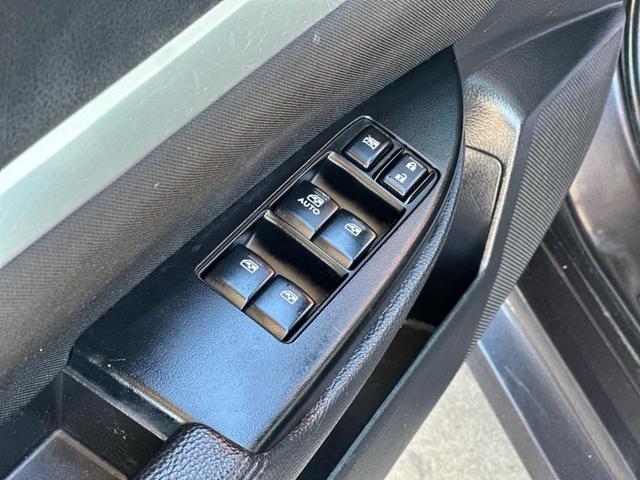Photo of 2013 BLUE Subaru Legacy