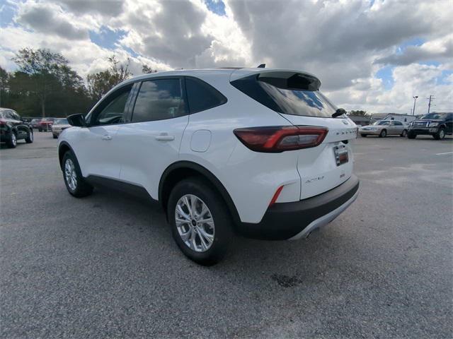 Photo of 2025 Oxford White Ford Escape