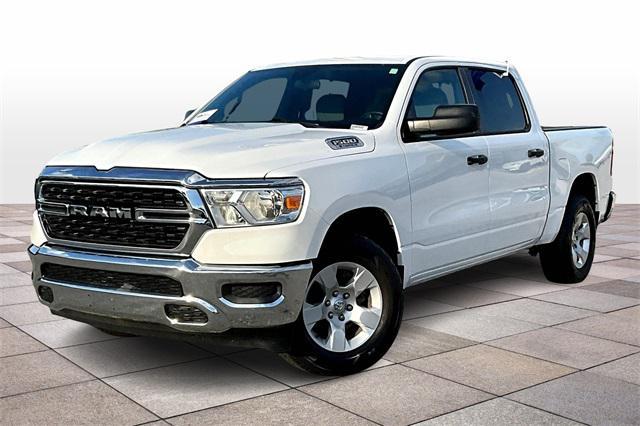 Photo of 2023 Bright White Clearcoat RAM 1500