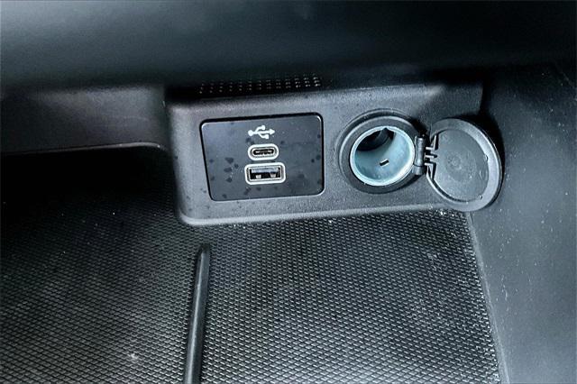 Photo of 2024 Black Metallic Ford Escape