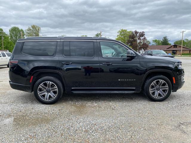 Photo of 2024 Diamond Black Crystal Pearlcoat Jeep Wagoneer