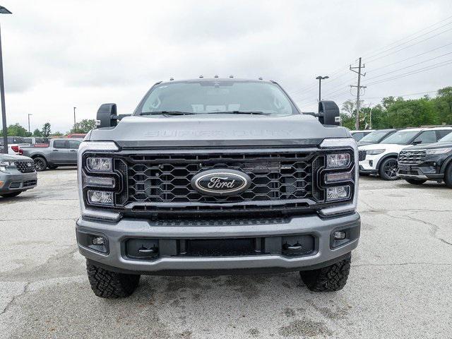 Photo of 2025 Carbonized Gray Metallic Ford F-250