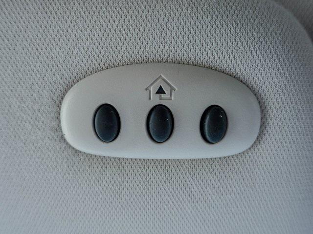 Photo of 2017 Magnetic Metallic Ford Edge