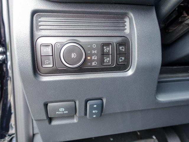 Photo of 2025 Agate Black Metallic Ford F-250